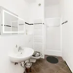 Апартаменты Great Mitte Museumsinsel Берлин